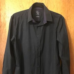 Black button down slim fit long sleeve shirt